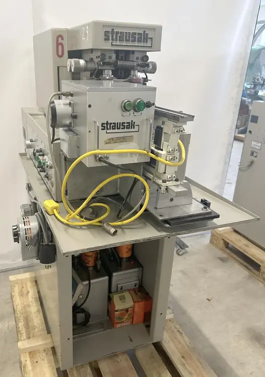 Used STRAUSAK 70 Burnishing Machines New York US | RCM Industries, Inc. #133198