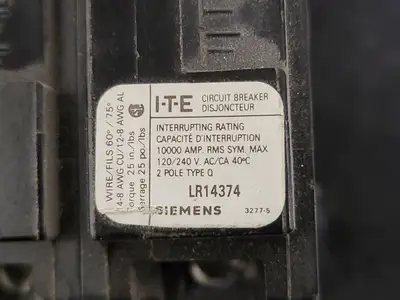 20 Amp, 2 Pole, 120/240 volts Circuit Breaker Q220