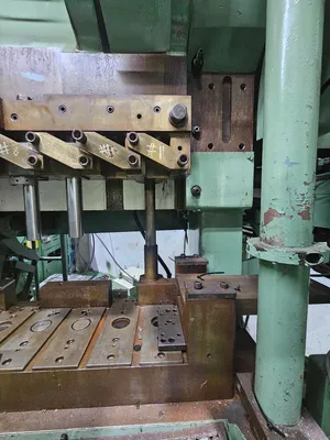 1982 ASAHI-SEIKI MTP5L-51 Eyelet & Transfer Presses | Global Machine Brokers, LLC (10)