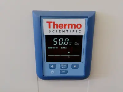 Used _UNKNOWN_ _UNKNOWN_ Thermostatic Incubators California US | R&D Laboratory Equipment #1304794