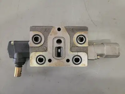 Hydraulic Valve Section 1235, 10201