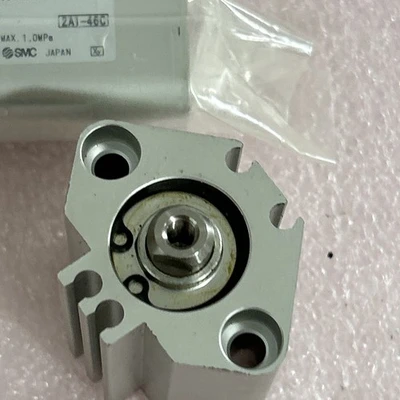 NEW SMC CDQ2B20-15DCZ