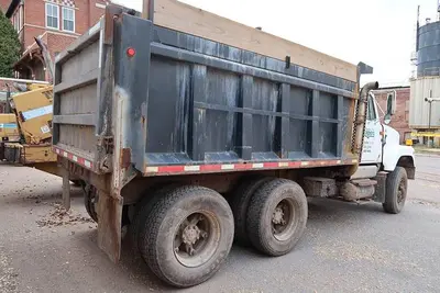 USED INTERNATIONAL 2554