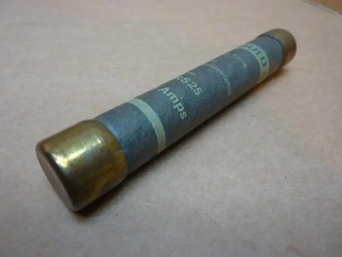 Used GOULD / SHAWMUT NRS25 Fuses Michigan US | Ideal Machinery #582471