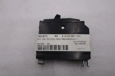 LOT OF 8 - Square D QO120 120/240V Plug-in Miniature Circuit Breaker STOCK G738A 785901400103