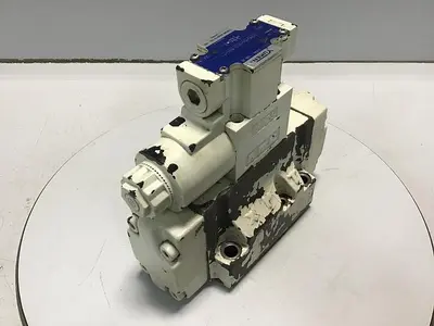 USED YUKEN DSHG-04-2B2-D24-51