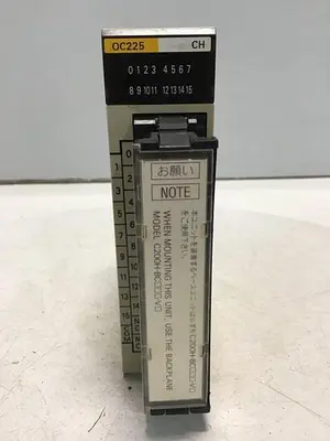 USED OMRON C200H-OC225