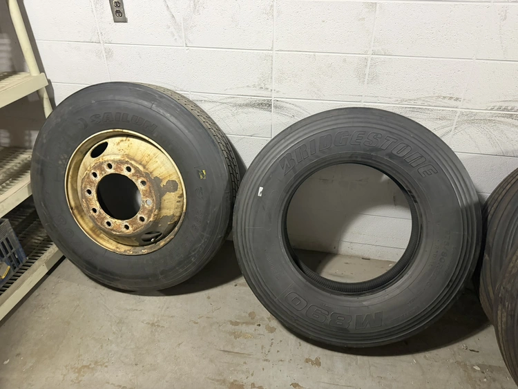 Used _UNKNOWN_ _UNKNOWN_ Wheels & Tires Indiana US | Miedema Asset Management Group #1414816