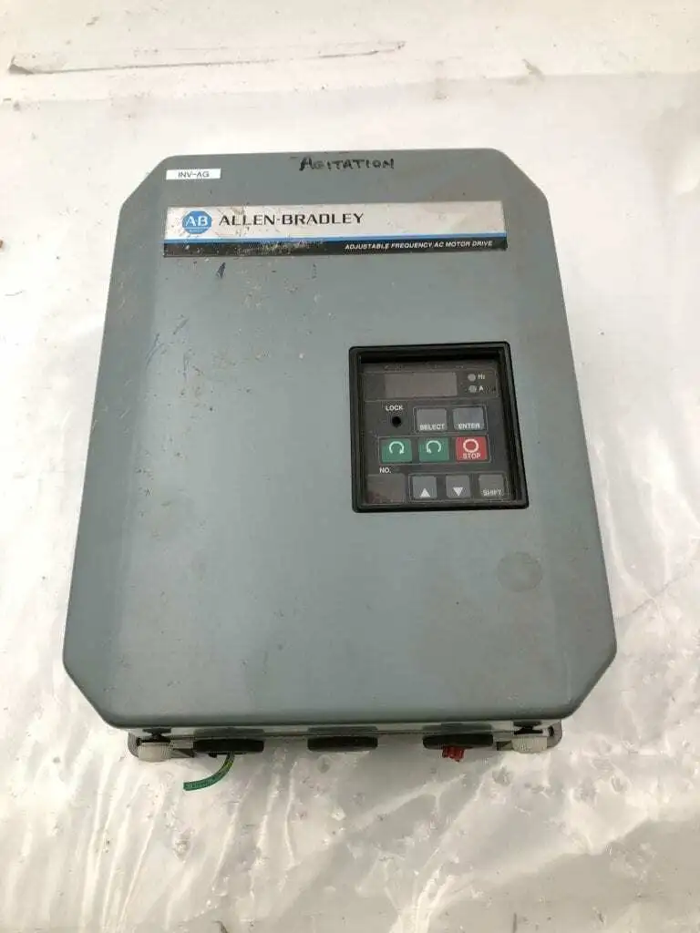 Allen-Bradley 1333-AAB 1.7/2.6KVA Adjustable Frequency AC Drive 50/60Hz 3PH NIB