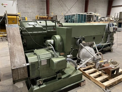 4.5" Sterling Single Screw Extruder, 150HP, 30:1 L/D Air Cooled Barrel