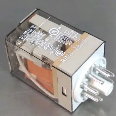 Allen-Bradley 700-HA32A1-4/D Relay Loc4E7