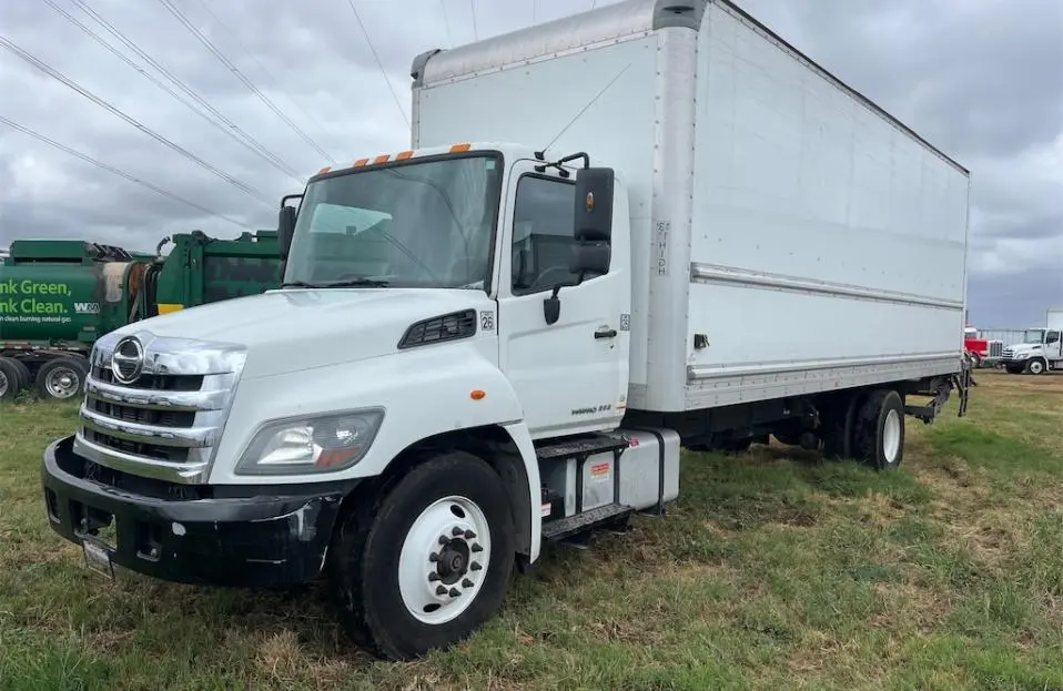 USED 2018 HINO 268A