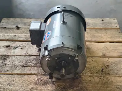 Used BALDOR VM3704 A.C. Motors British Columbia CA | Lenmark #246176