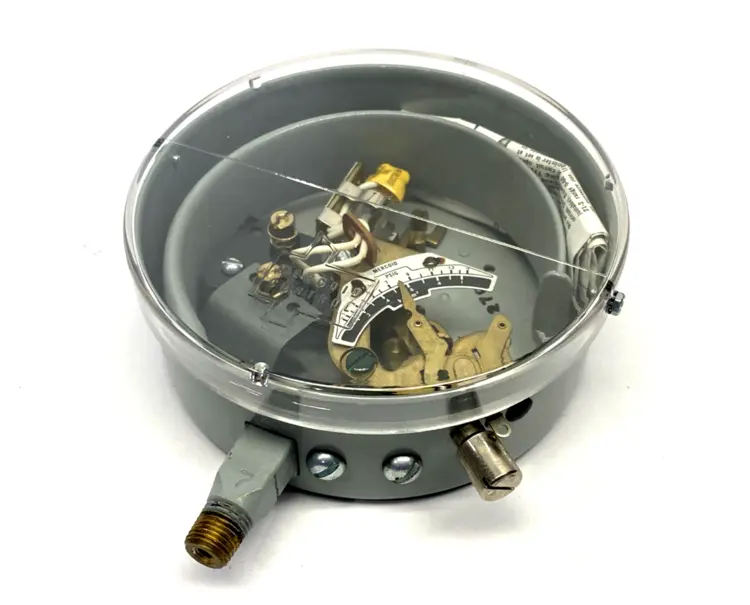 Used Mercoid DS-231-3-1 Control Type Pressure Switch Pressure Switches Michigan US | Maverick Industrial Sales #1389647