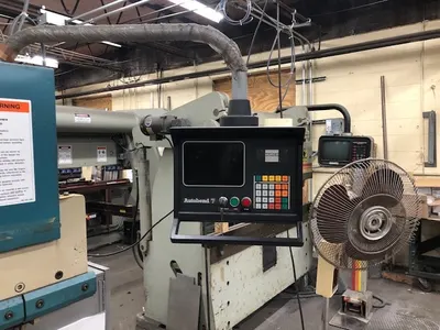 USED 1998 PREMIER 425