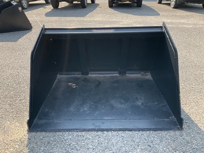 Used TOMAHAWK 48" DINGO SNOW/ MULCH BUCKET Skid Steer Buckets Michigan US | Miedema Asset Management Group #1342318