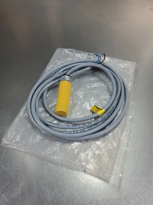 Banner BI 5-S18-AN6X Ultrasonic Sensor. 5E-36/5