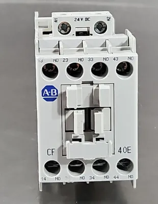 Allen-Bradley 700-CF400Z* Ser A Industrial Control System. 4D-17.