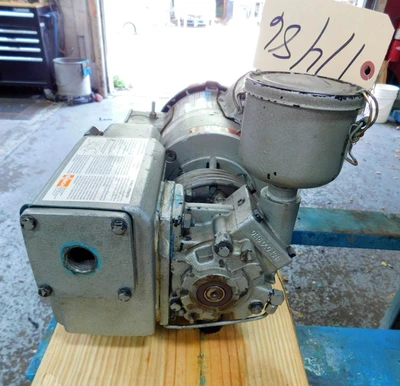 USED BUSCH VACUUM PUMP RL 0012-B001-1001