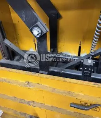 USED HARMONY M42BC VERTICAL BALER
