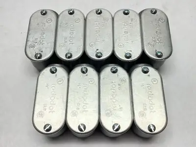 USED THOMAS & BETTS REDDOT 1/2" SERVICE ENTRANCE BODIES SLB STYLE LOT OF 9