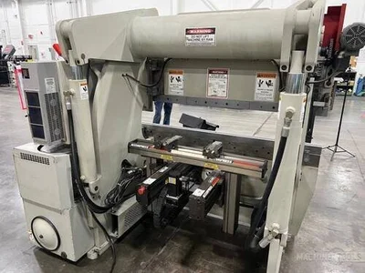 USED 2002 ACCURPRESS 71006