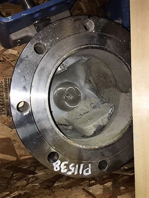 Neles Jamesbury 8"-150 V-Ball Control Valve type R11