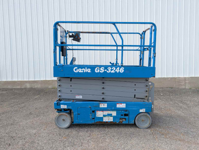 USED 2018 Genie GS-3246