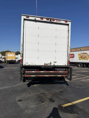 Used 2005 INTERNATIONAL 4300SBA4X2 Box trucks Ohio US | Miedema Asset Management Group #1578047