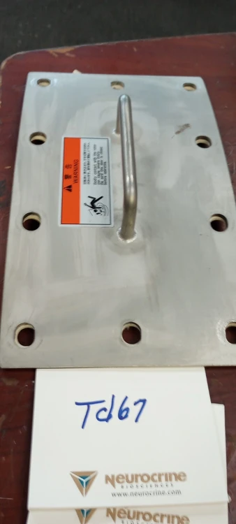 Used FLEXICON OR K-TRON STAINLESS ACCESS DOOR Misc Fasteners Arizona US | ASSET CONVERSION SPECIALISTS, INC. #523408