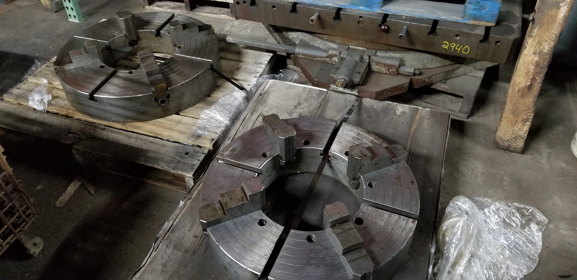 USED SKINNER Big Bore Chuck