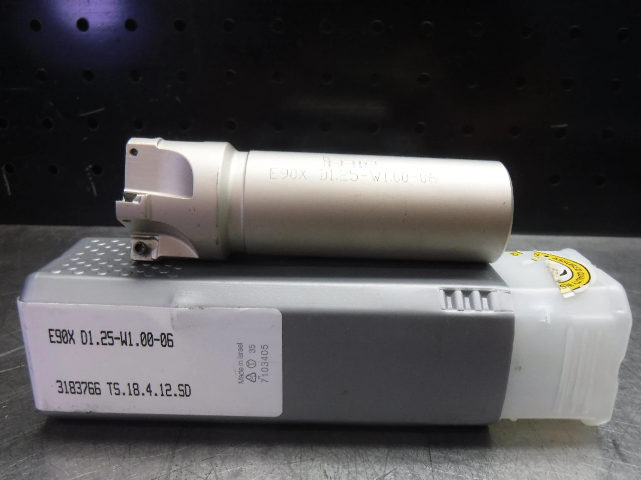 Iscar 1.25" Indexable Endmill 1" Shank E60X D1.25-W1.00-06 (LOC1999A)
