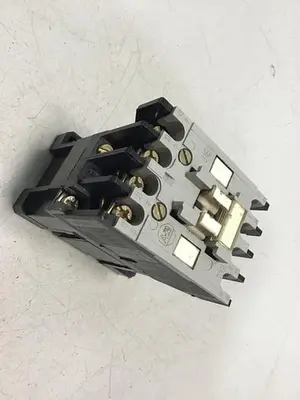 USED ALLEN BRADLEY 700-F310A1 SER C