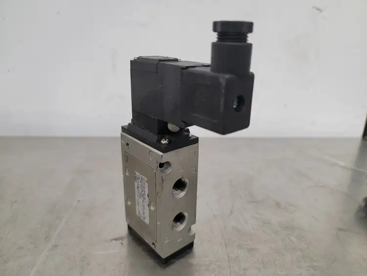 Used SMC NVFS3120-3DZB-02T Valves/Fittings British Columbia CA | Lenmark #258806