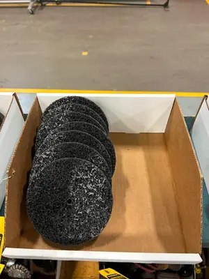 Used _UNKNOWN_ _UNKNOWN_ Grinding Wheels Virginia US | Myron Bowling Auctioneers Inc #1553471