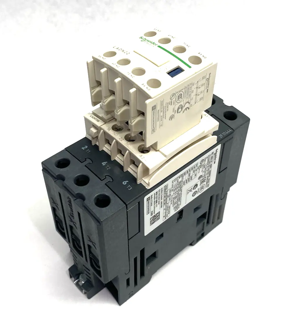 USED SCHNEIDER ELECTRIC TESYS CONTACTOR 65A 3-POLE W/ LADN22 AUX. CONTACT