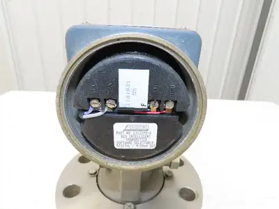 Foxboro 827DF-DS1NMSA1 Electronic Pressure Transmitter 12.5-42VDC 0-72" H2O