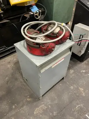 Bronx Taylor - Wilson Cross Roll Straightener