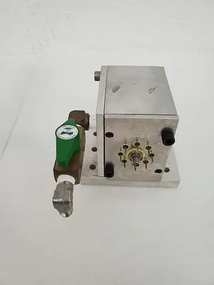 NUPRO COMPANY GAS DEVERTER BOX