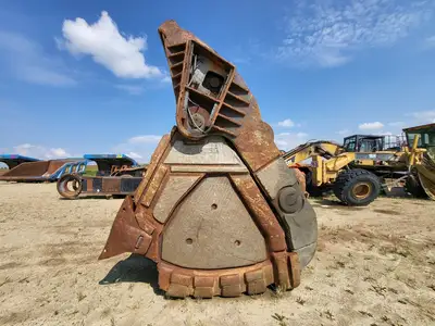 EX3600-5 FS Bucket w/o Front Lip & Teeth