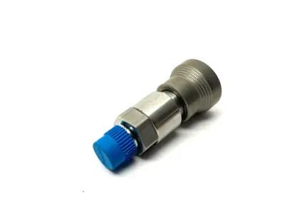 USED SWAGELOK STAINLESS STEEL QUICK-CONNECT BODY, 1/8" MALE NPT