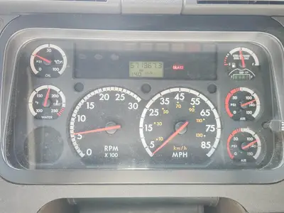 USED 2013 FREIGHTLINER CASCADIA 125