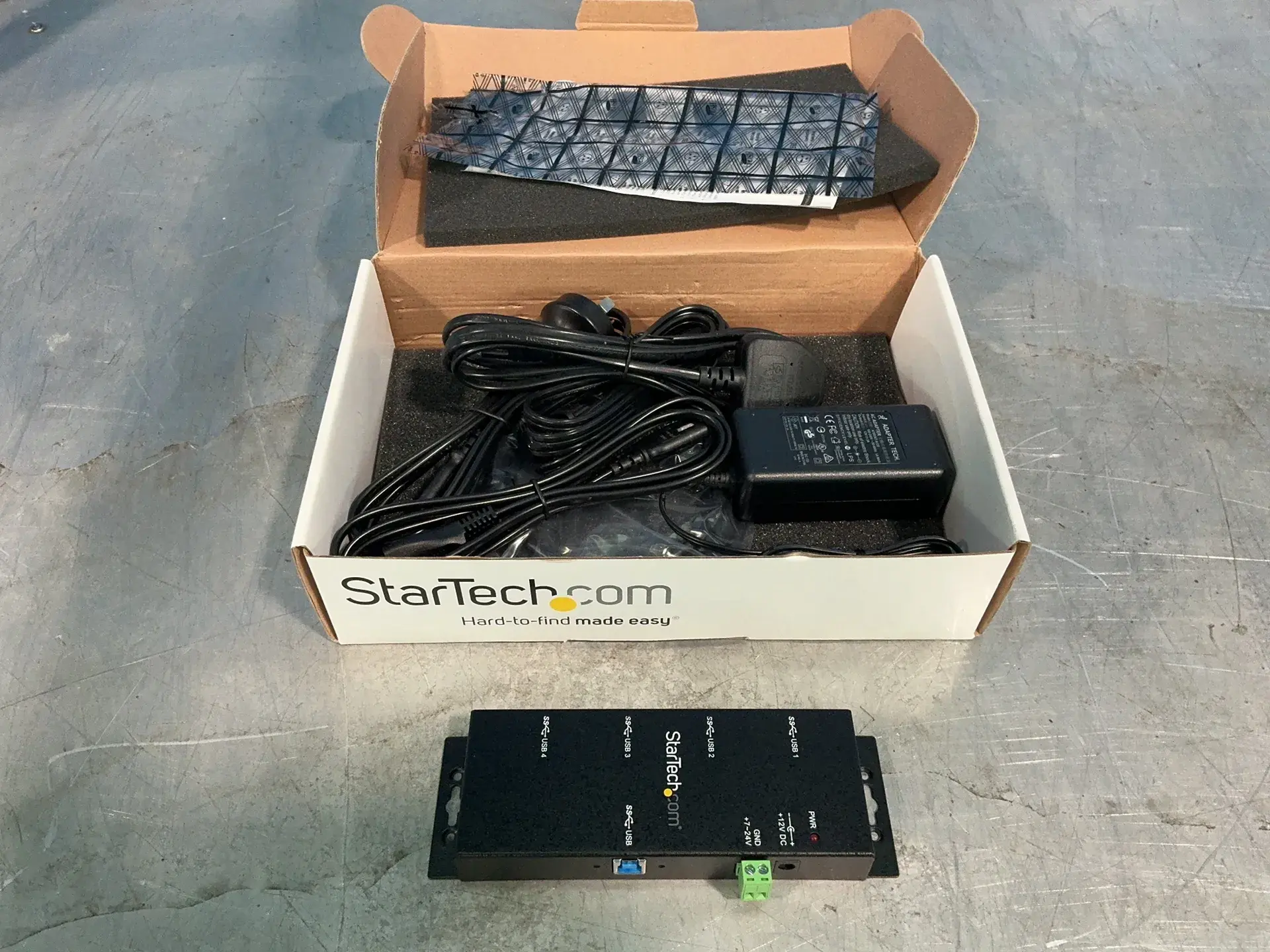 New | in-Stock STARTECH ST4300USBM Network Hubs Ohio US | HGR 24 #1357398