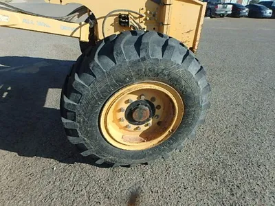 2011 Volvo G946