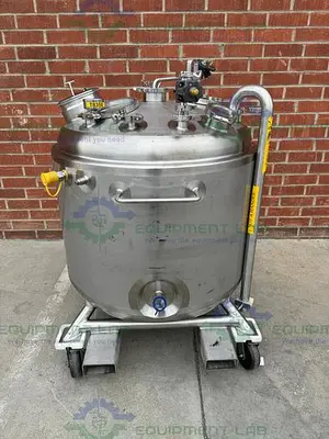 USED PRECISION STAINLESS 600 LITER STAINLESS STEEL JACKETED REACTOR 45 PSI