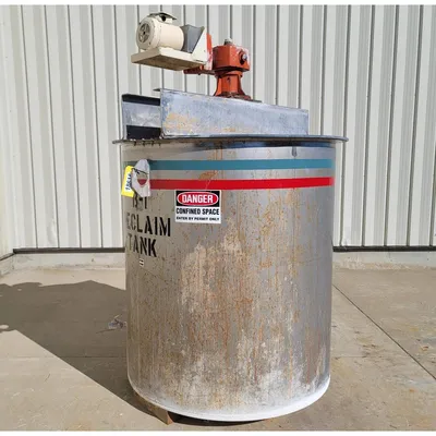 Used Bendel 2,000 Liter (550 Gallon) Stainless Steel Vertical Mix Tank