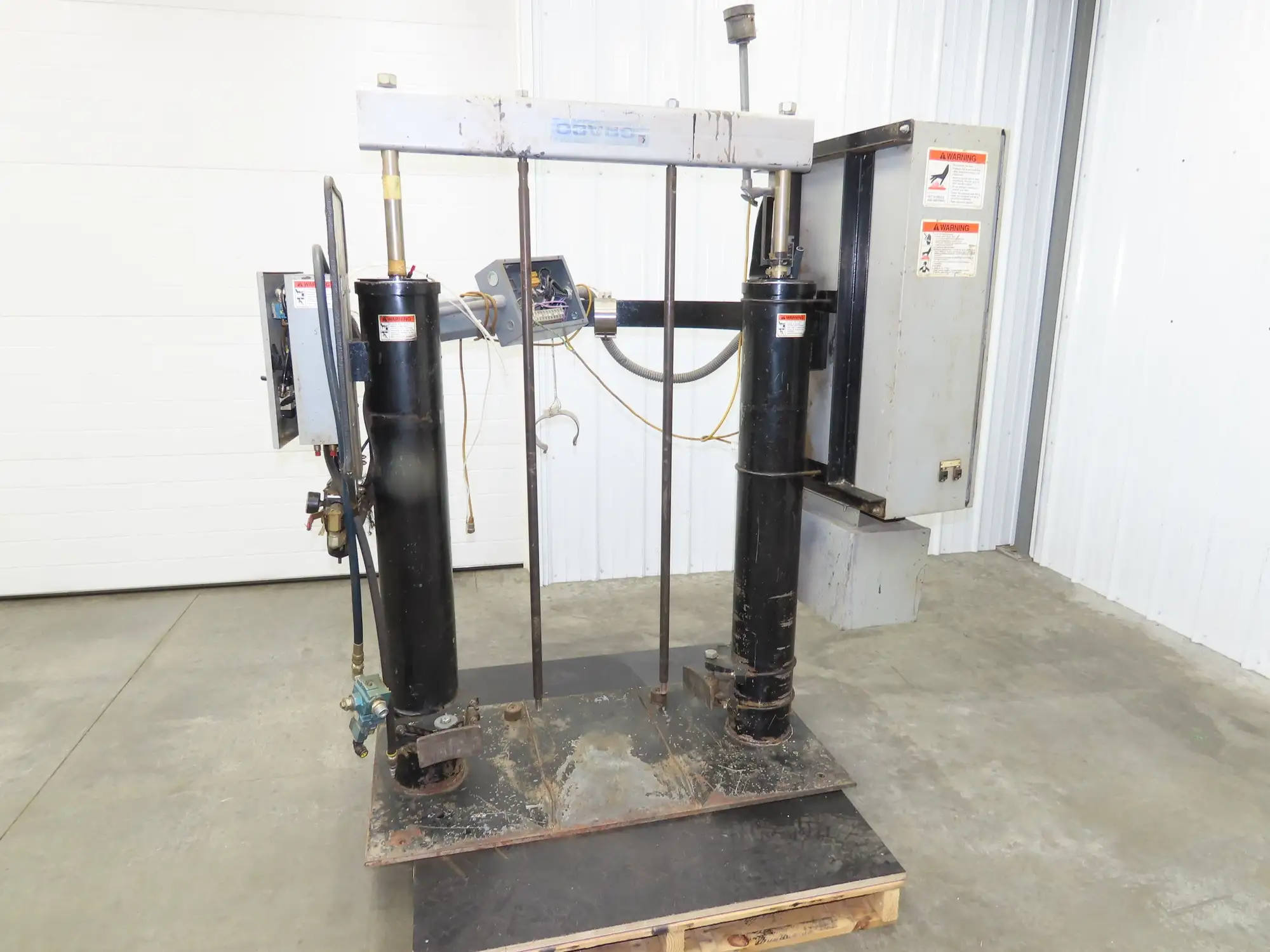 Graco 243895 Thermo-o-flow Hot Melt Drum Unloader 55 Gallon 480V No Pump
