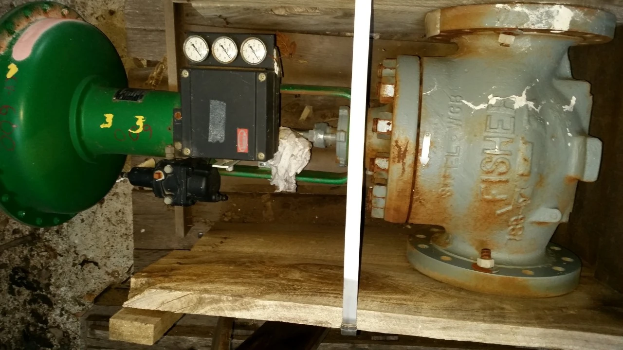 Fisher 6" 300 Class Flanged Control Valve