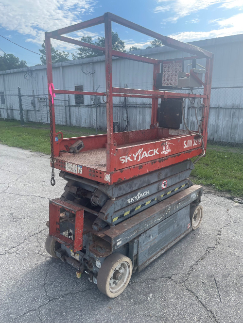 Used 2015 Skyjack SJ3219 Scissor Lifters Florida US | Stack Equipment #1271239