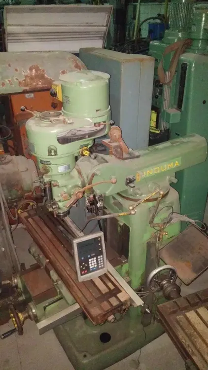 Used Induma 1/S (specification match) Vertical Mills Quebec CA | Machineco #1256343